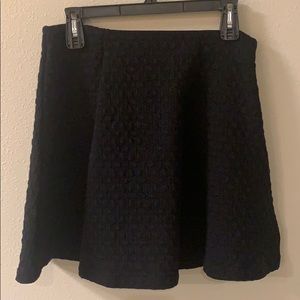 Gap black quilted textured skirt
